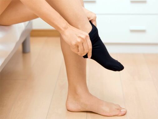 čisté ponožky pri liečbe plesní na koži nôh